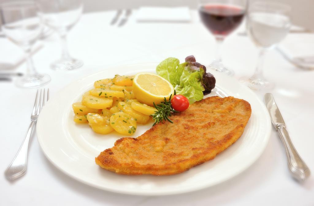 רורשאך Hotel Mozart מראה חיצוני תמונה