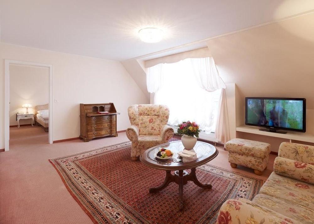 רורשאך Hotel Mozart מראה חיצוני תמונה